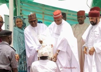 Gov.Yusuf Flanks Dangote to distribute 120,000 bags of rice to Kano residents 