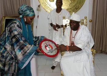 Ooni of Ife Commends EFCC on Tackling Illegal Foreign Exchange Operators
