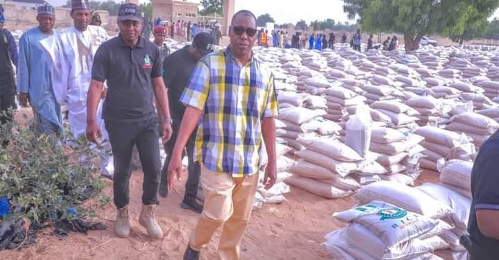 Zulum: Palliative distribution a necessity, not my priority