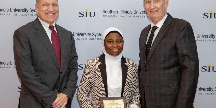 Outstanding SIU Students Awarded and Recognized by SIU Board of Trustees