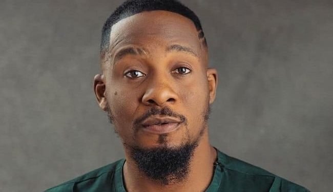 Photos from late Junior Pope’s burial emerge