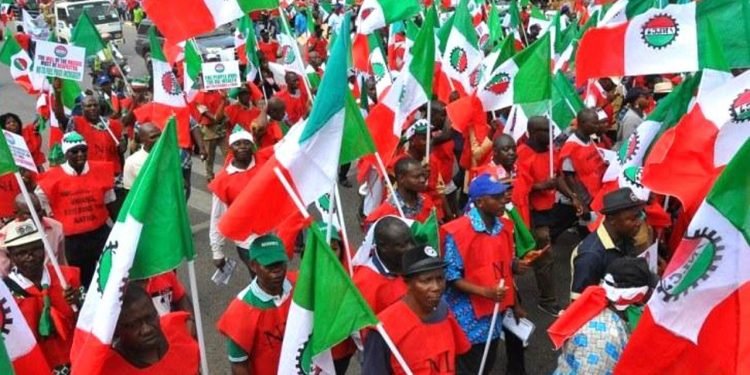 Nigerian workers rejects 35% pay rise