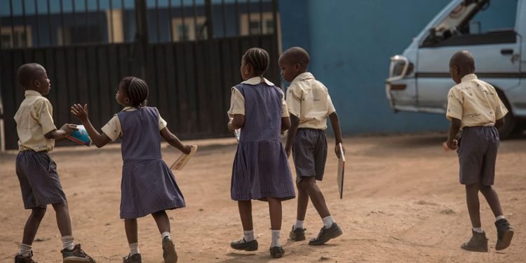 State government announces closure of schools