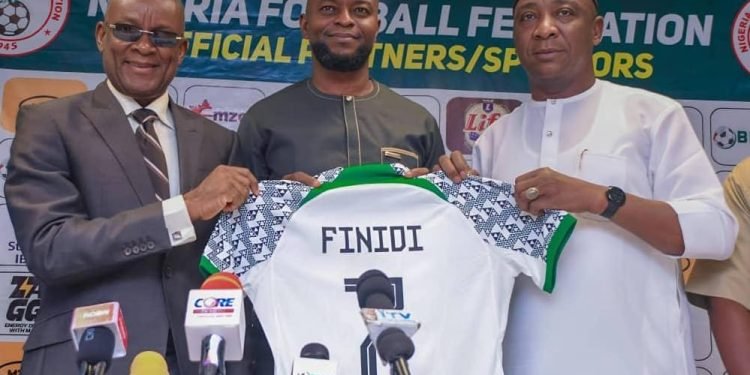 NFF unveiled Finidi as Super Eagles Coach, appoints Amokachi as assistant coach