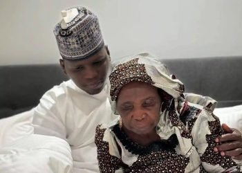 Rarara with his mother after her release