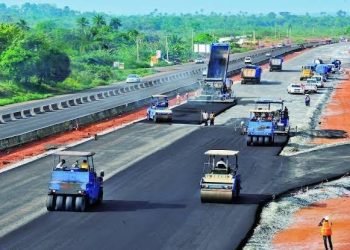 Federal Government returns to work at Abuja-Kaduna Highway