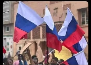 Security sources reveal those behind waving of Russian flags during protests