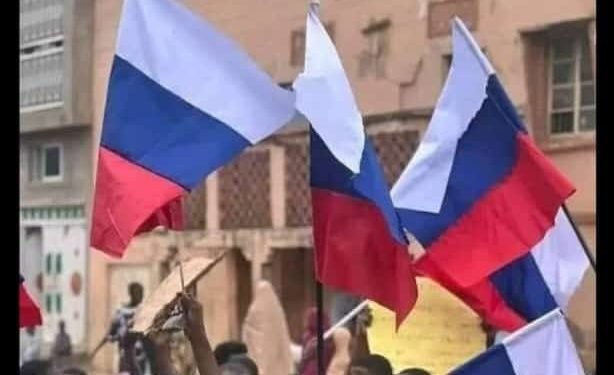 Security sources reveal those behind waving of Russian flags during protests