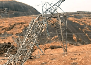 Blackout in Jigawa, Yobe as truck pulls down TCN tower