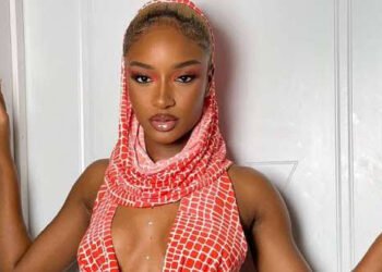 Tems Becomes First African Female Artist to Hit 1 Billion Streams on Spotify